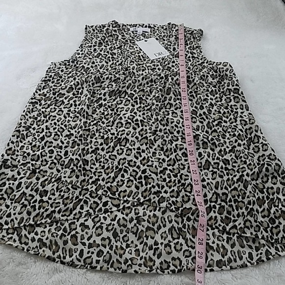 New With Tags! DR2 by Daniel Rainn Small Leopard Flowy Blouse - Picture 7 of 7
